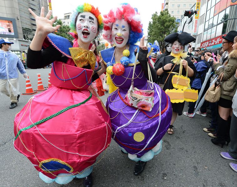 万圣节快乐，我亲爱的女巫婆！