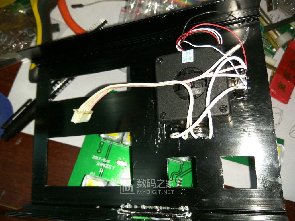 diy手机摄像云台,diy云台摄像机