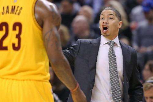 詹姆斯四连败完整版,詹姆斯四连败步行者