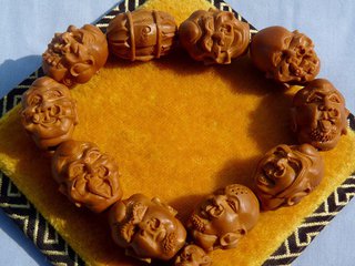 手串都需要养护吗,木手串冬季如何保养