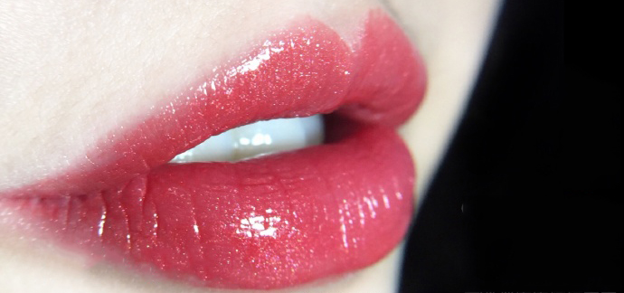 阿玛尼101黑管哑光口红,阿玛尼红管206唇釉深唇试色