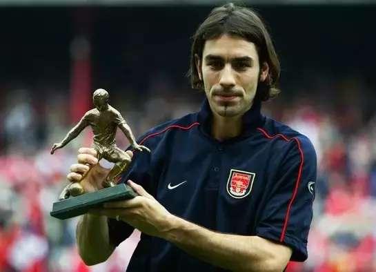 京东1111阿森纳传奇左翼皮雷宣布“复出”，只因TA能让他再次飞！