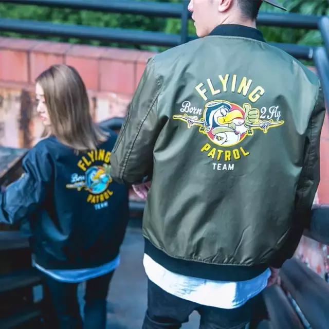 某宝好看衣服店铺推荐,好看不贵的潮牌店