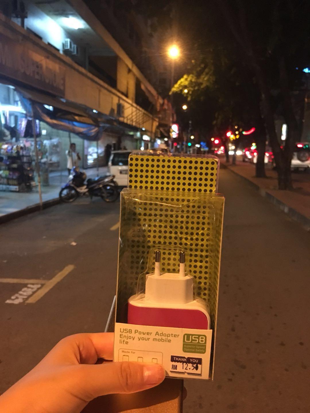 在马来西亚的沙巴码头，中国女生很受欢迎