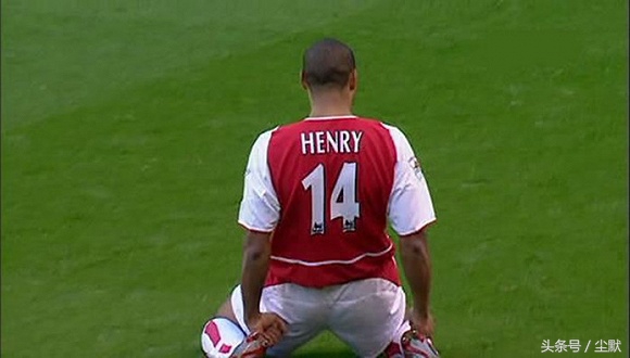 足坛十大背影,排名前十头像