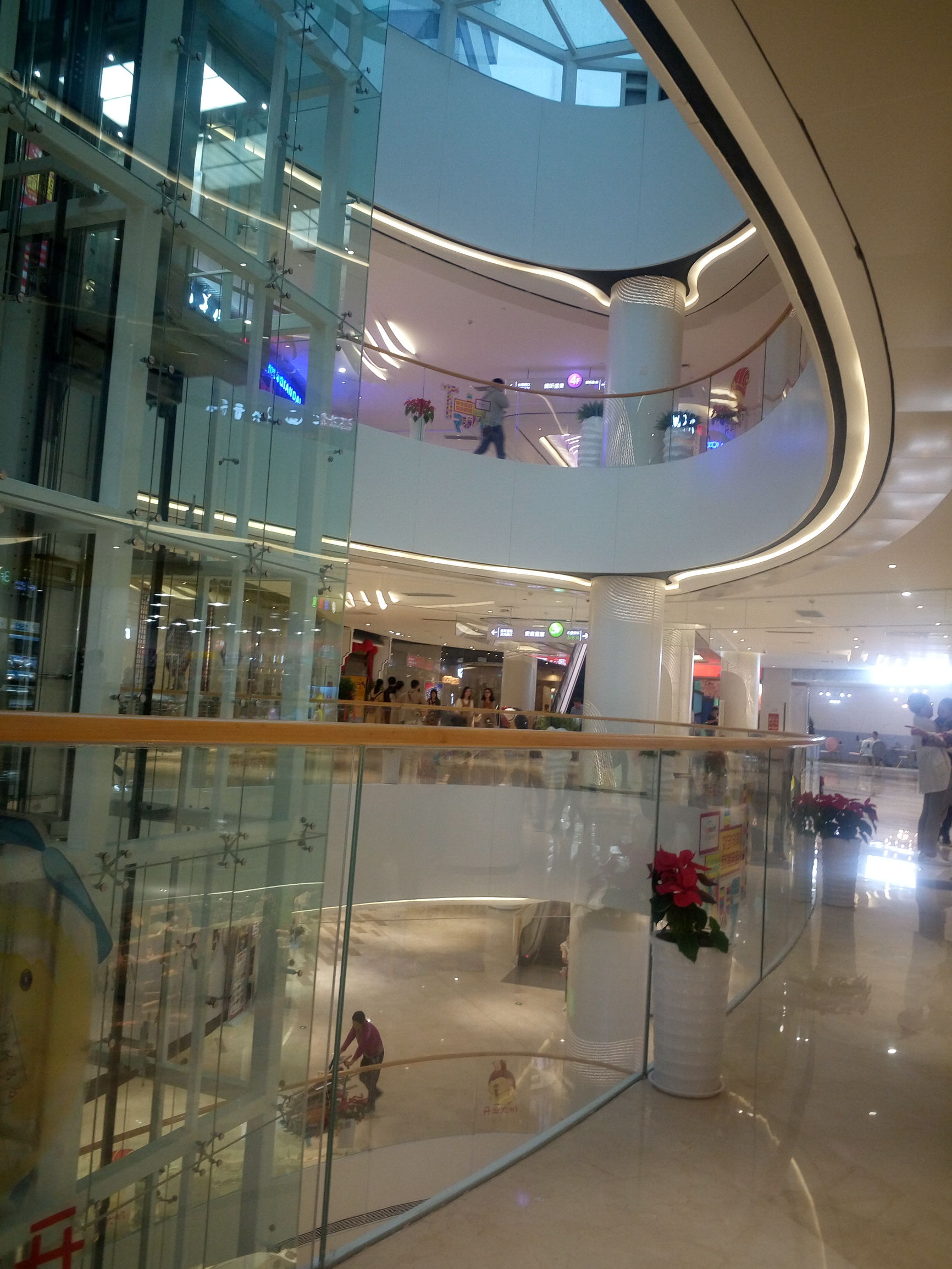 南阳商业新地标,建业凯旋广场,悦享时尚缤纷生活