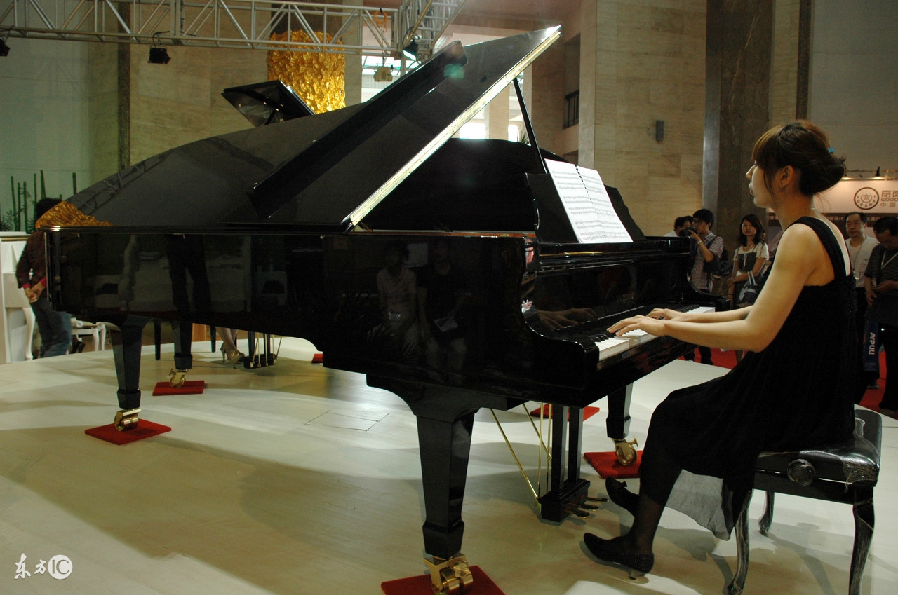 钢琴演奏方法文章,钢琴演奏技巧视频教程