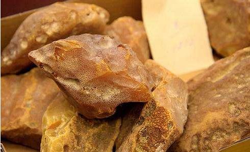 琥珀蜜蜡真实事件,蜜蜡琥珀的七大骗局