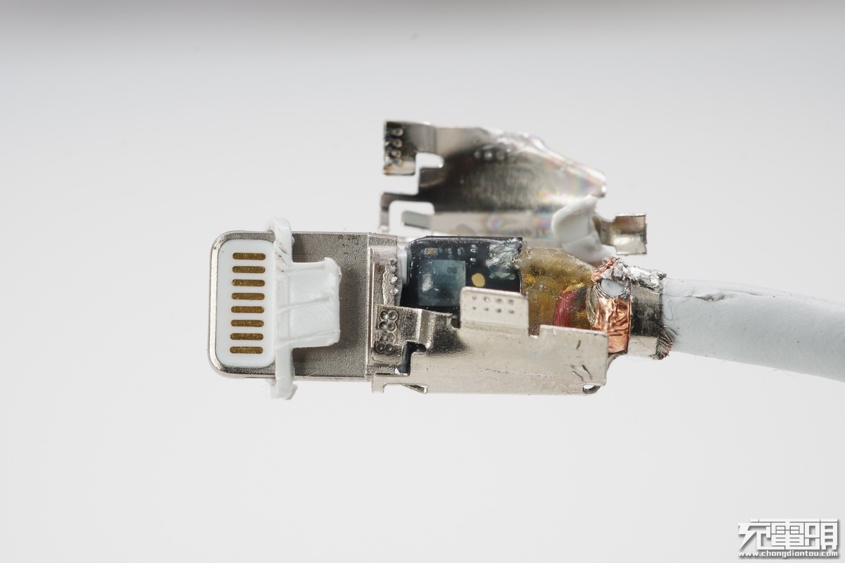 苹果数据线为什么这么贵,苹果所有数据线集合