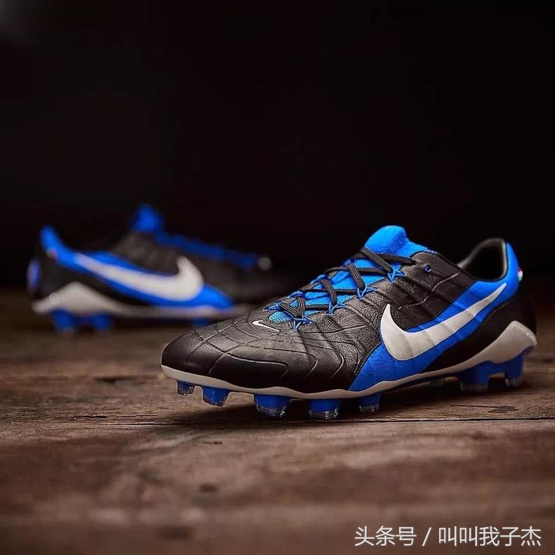 nike足球鞋phantomvenom,nike足球鞋phantomgx细节