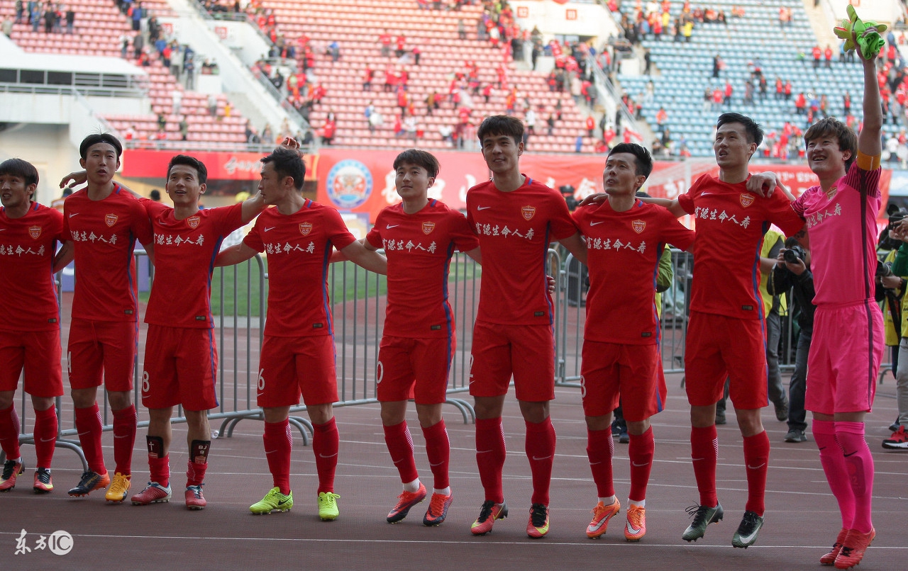 又爱又恨的中超结束了,究竟说你什么好呢,还是送你16首打油诗吧