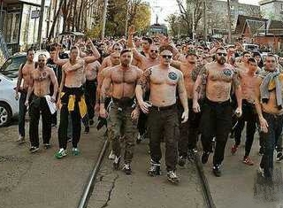 绰号“哈桑老爹”,此黑帮教父闹市爆头后,下葬欲魂归故里竟遭拒