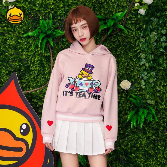 秋冬卫衣推荐内搭,秋冬穿搭人手必备的卫衣