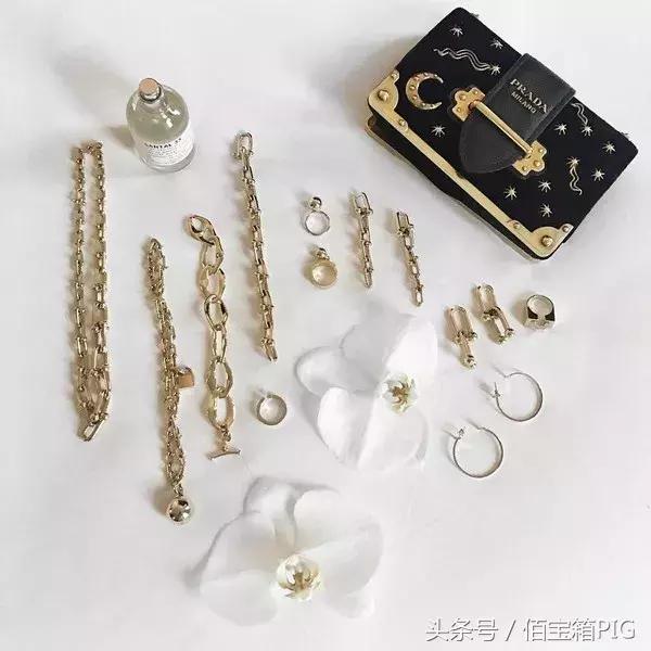 今年最火的包包正品,当下最火的爆款包包