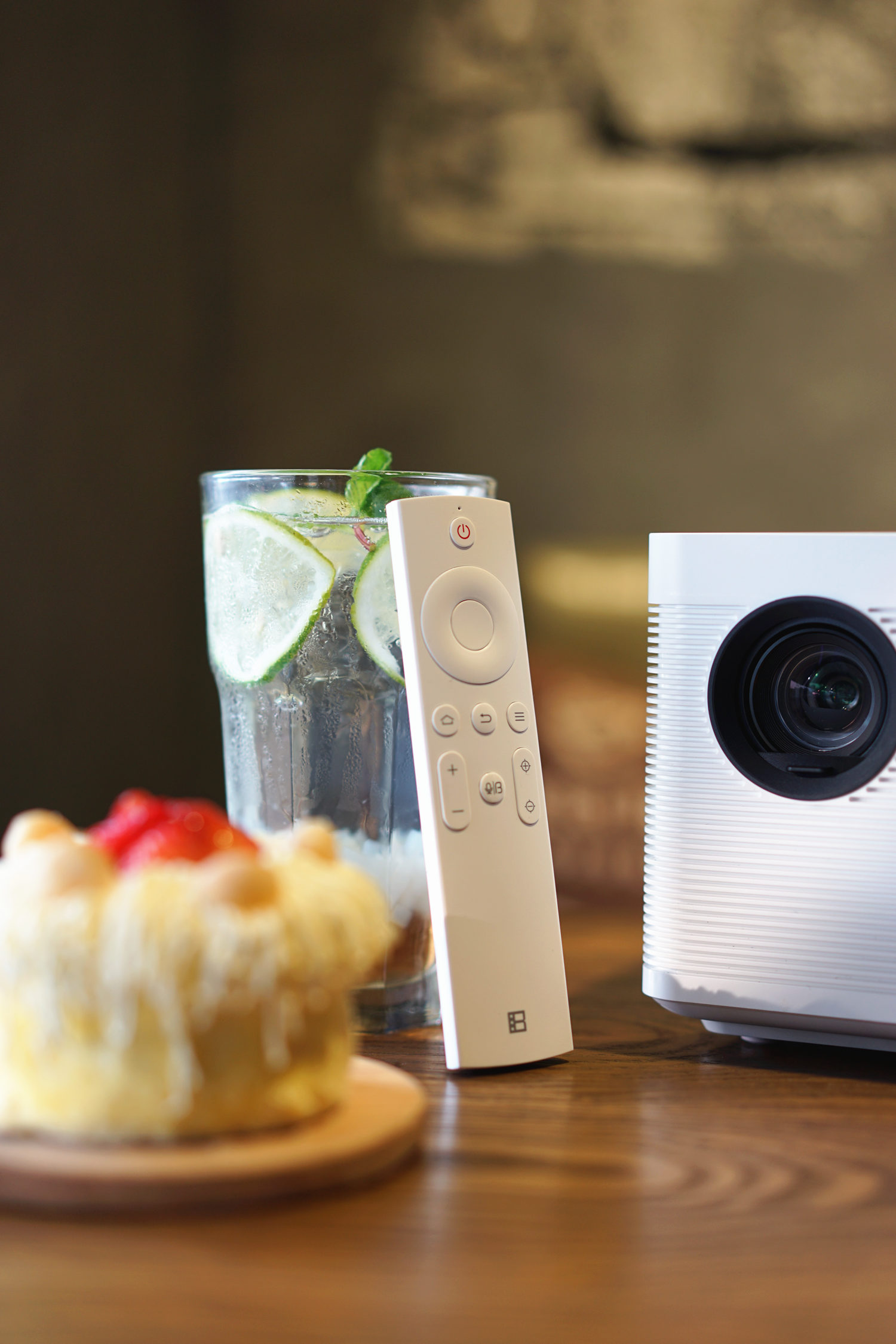 暴风max6无屏电视价格,打造家庭私人影院