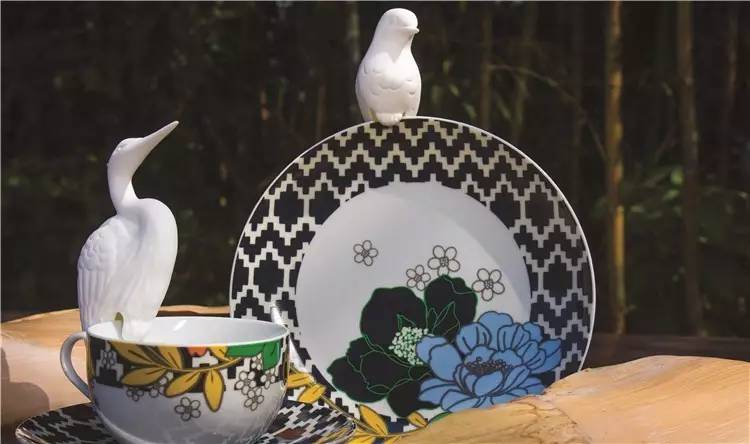 一大波PLAYBOY女郎靠近,准备好舔屏了吗?