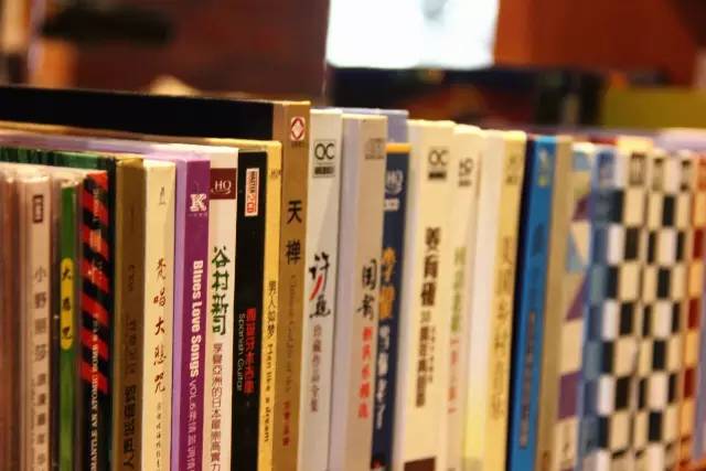 纸牌屋烤肋排店真实地址,纸牌屋烤肋排画面