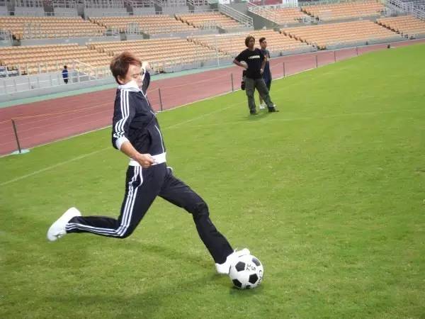 挑球鞋技巧,业余选手选什么球线