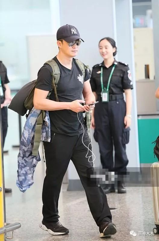 吴京腿伤,吴京战狼3还能参加吗