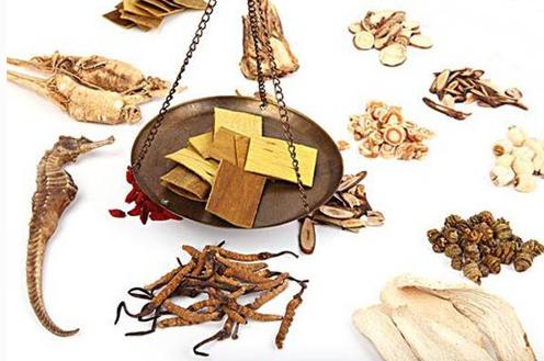 女性经期要注意哪些水果不能吃,经期时请远离这些药