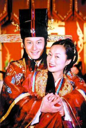 40岁黄晓明晒照片,40岁黄晓明帅气照片