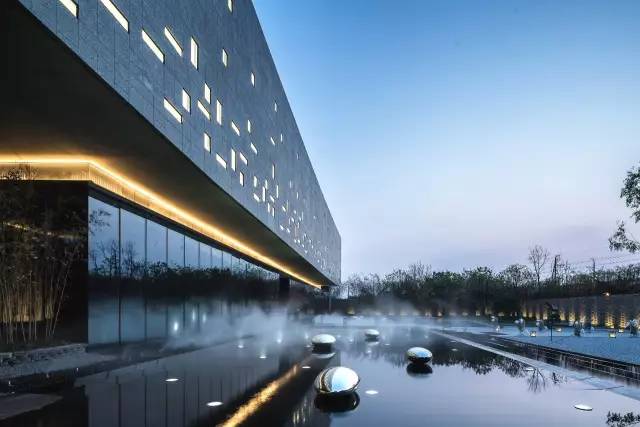 何必羡西风什么意思,何必羡西风