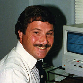 PPT起源故事：令20多岁的乔布斯痴迷，美国发动战争的辩护工具