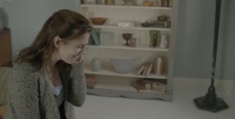 男友车祸去世女友开棺取骨陪伴,男友车祸去世后女孩召唤灵魂