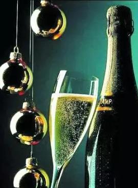 泡椒凤爪猪皮柠檬最正宗的做法,泡椒鱼露凤爪最正宗的做法