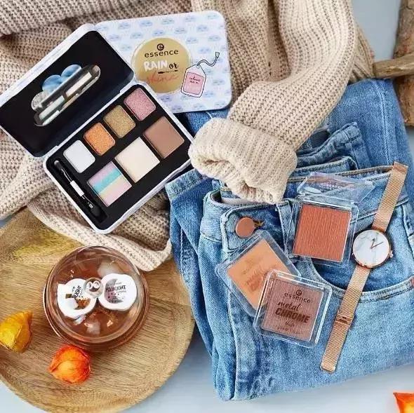 不超过100块钱的平价眼影盘推荐,dior2022春季限定千鸟格眼影盘769