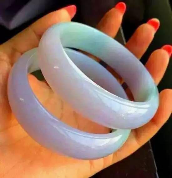 翡翠抛光粉作假怎么处理,抛光粉上色翡翠怎样鉴别