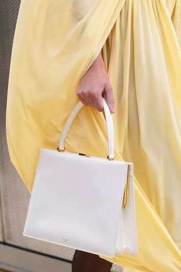 月入1w买20w的车,月薪5000的我是怎么存钱买房的