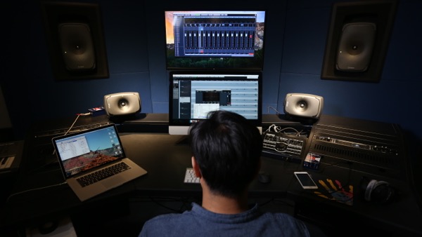 小钢炮第四代测评,真力8331评测