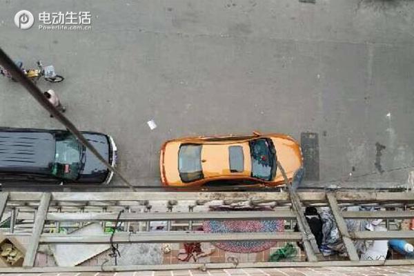 电动车飞线如何解决,纯电汽车跑高速注意事项