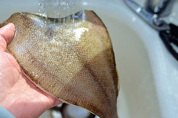 英国炸鱼中国人做的,英国炸鱼薯条的粘土做法