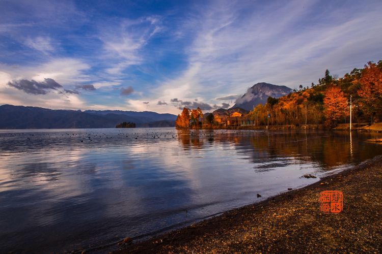 泸沽湖的静谧之美,美丽而又神秘的泸沽湖