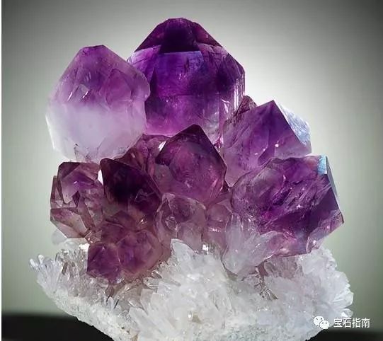 什么宝石耐摔,宝石硬度高还怕磕碰吗