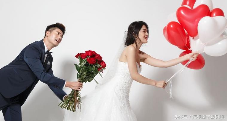 老话说“妻子要小，二麦要老”，如有*弟弟小**对你山盟海誓，咋办？