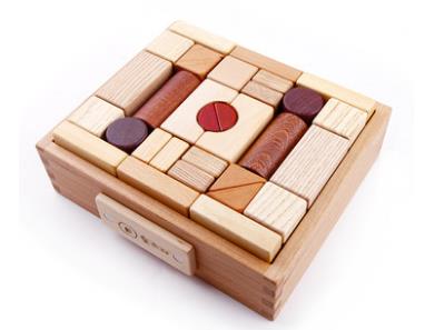 0到1岁宝宝玩具怎么选,2个月宝宝玩具必买清单