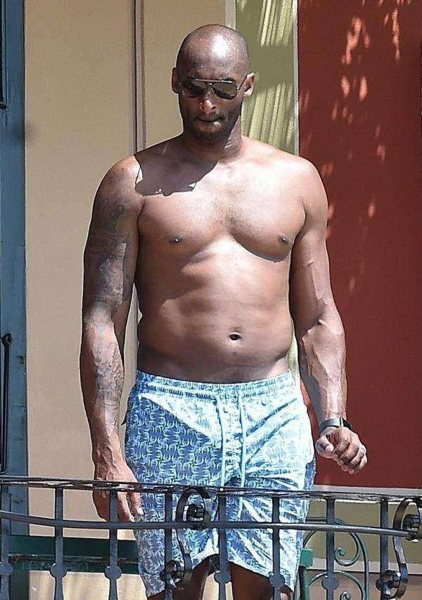 科比“又胖了”再一次变身禾斗匕匕,不是说好的凌晨4点减肥吗?