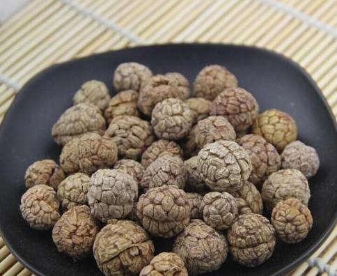 哪些香料可以锁住卤菜的香味,卤菜除异味最好的香料