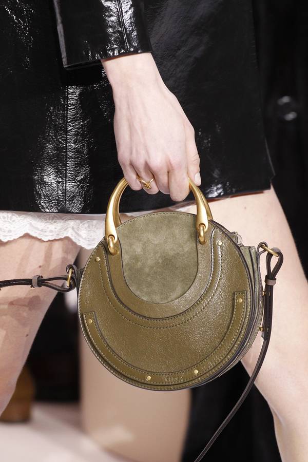 坐在家里买东西,chloe爆款