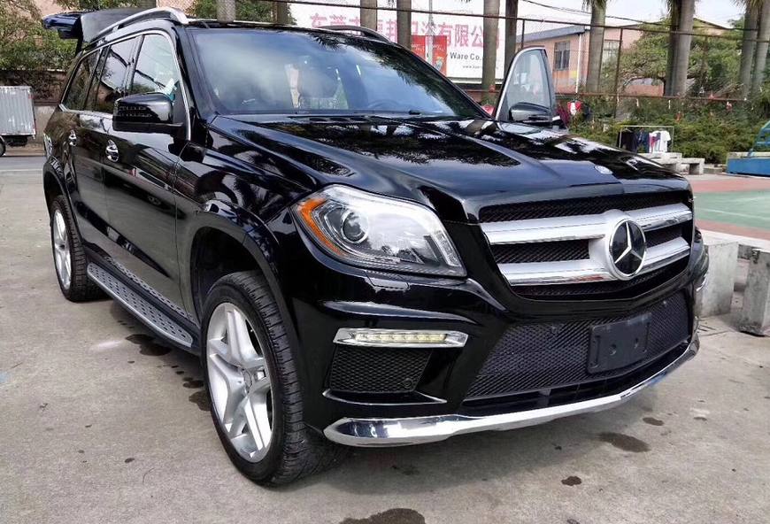奔驰GL550七座越野车,颜值比G63更高,路虎揽胜真不如它!