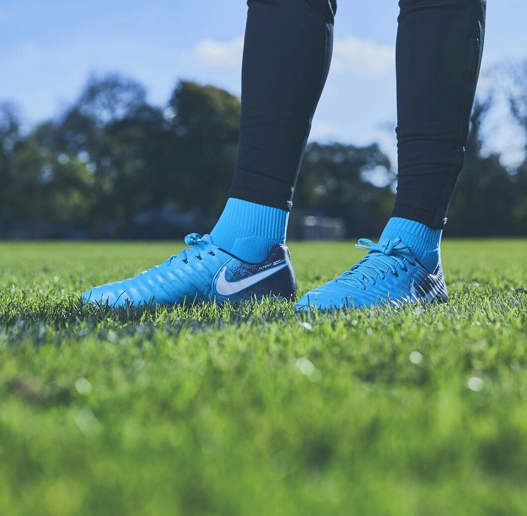 nike冰与火系列,nike冰与火鞋子开箱视频