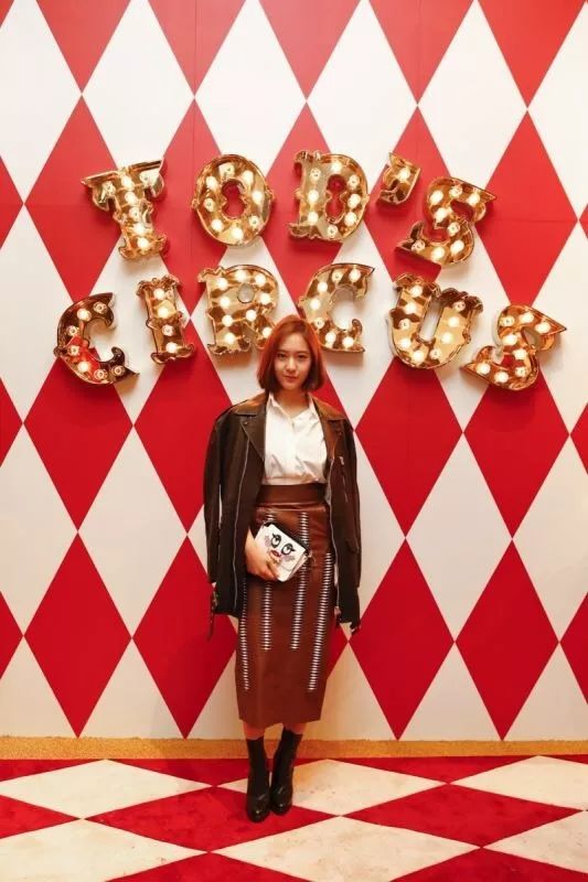 这只包包冲我做了一个鬼脸，我忍不住……