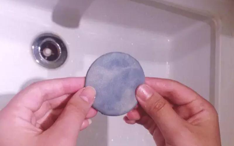 粉扑脏了怎么洗干净方法,粉扑脏了如何洗干净