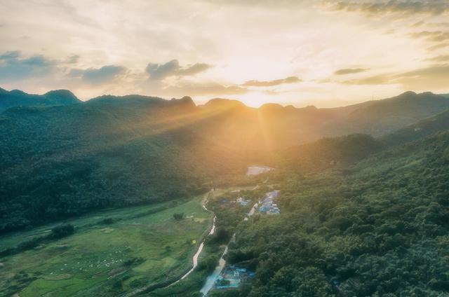 空山有灵,漫步阡陌