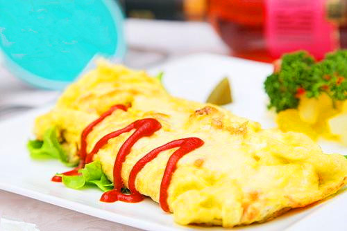 4岁小孩牙齿发黑烂掉要看牙医吗,儿童牙齿有黑渍要去看医生吗