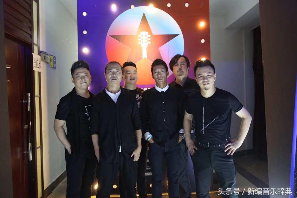 指南针乐队回来吉他弹唱,指南针乐队封神之作震撼现场