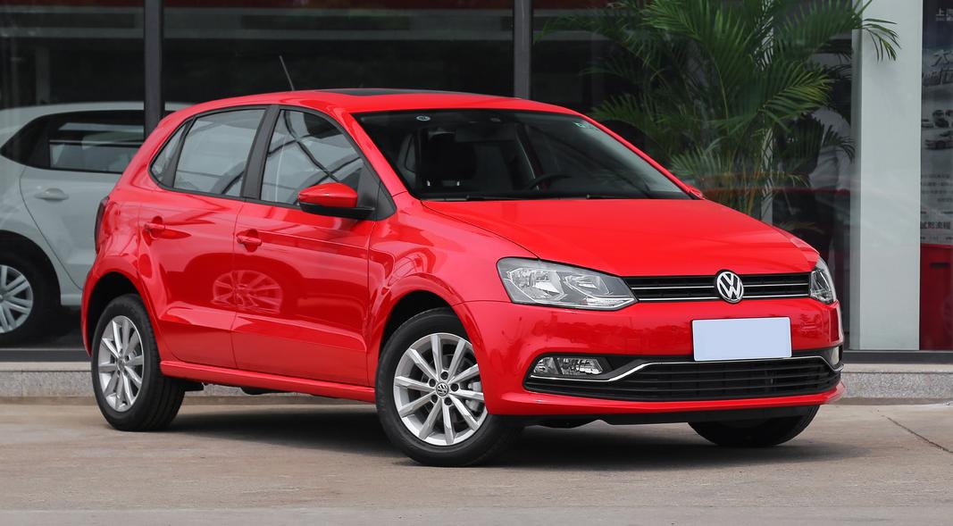 大众polo适合女生代步的敞篷车,代步上下班买polo还是飞度